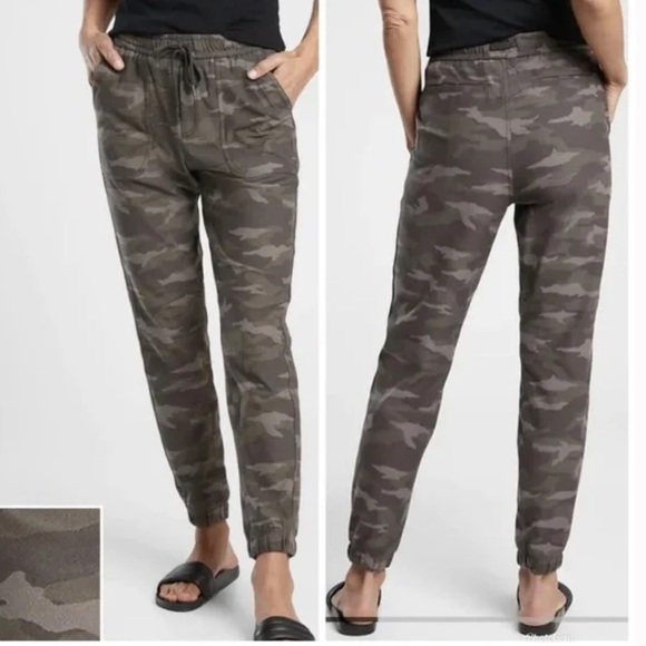 Athleta Pants - * | Athleta | Camo Farallon Jogger Drawstring Pants. Size 4.